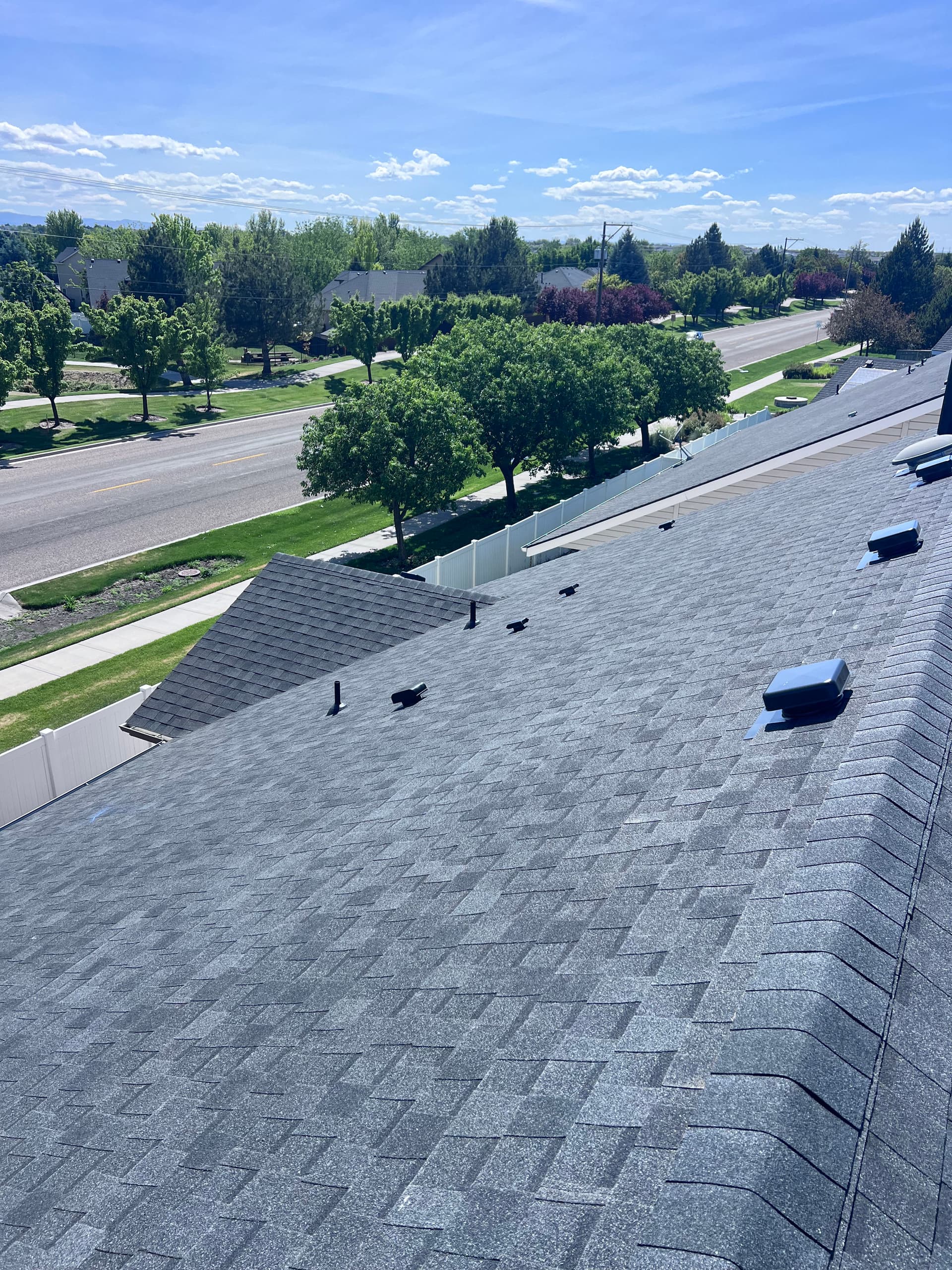 Gallery photos for Full Roof Replacement with Atlas Pinnacle Pristine Shingles in Nampa: Image #3