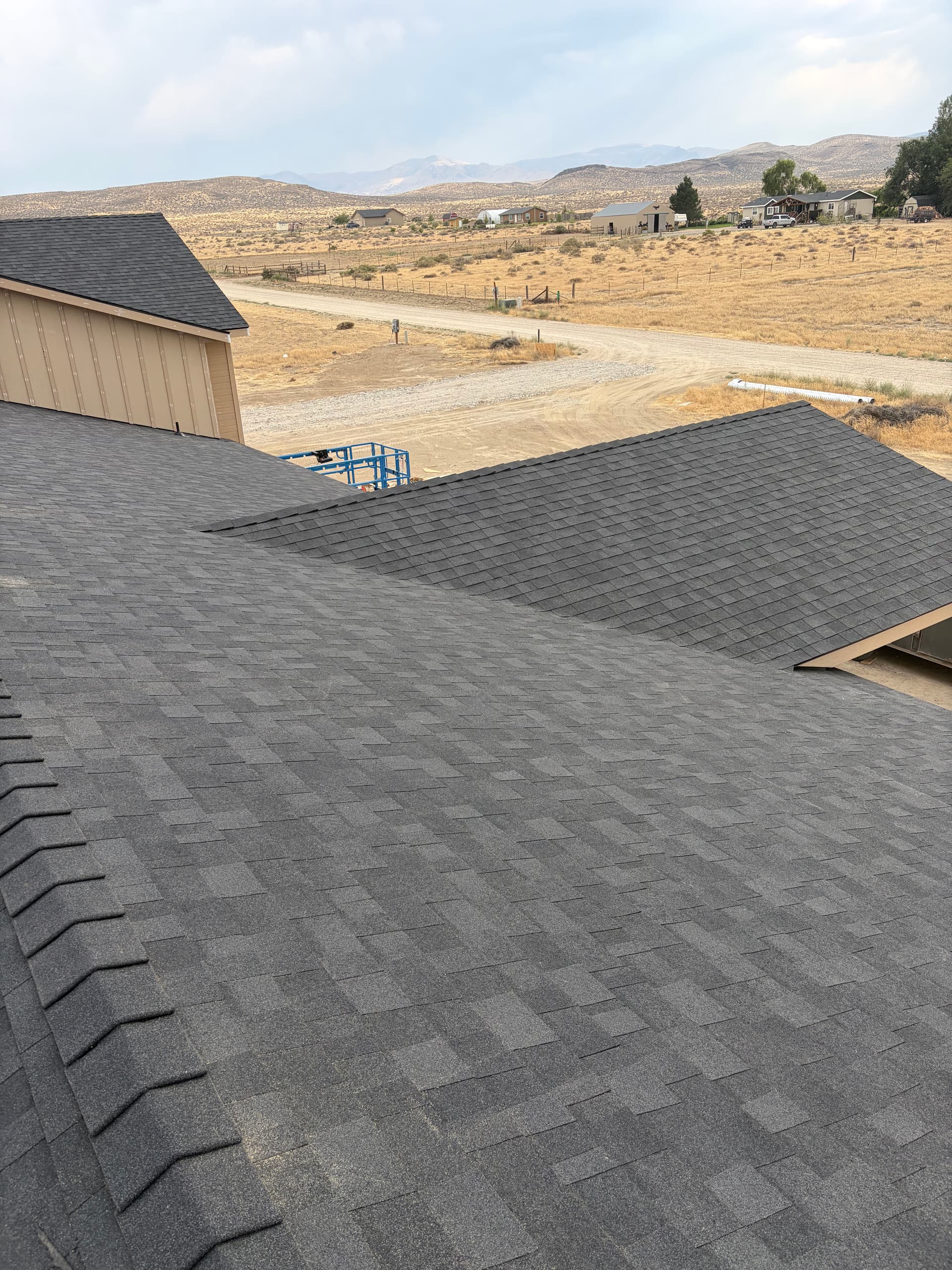 Gallery photos for Owens Corning Duration Shingle Roof on a Custom Home Near Murphy: Image #4