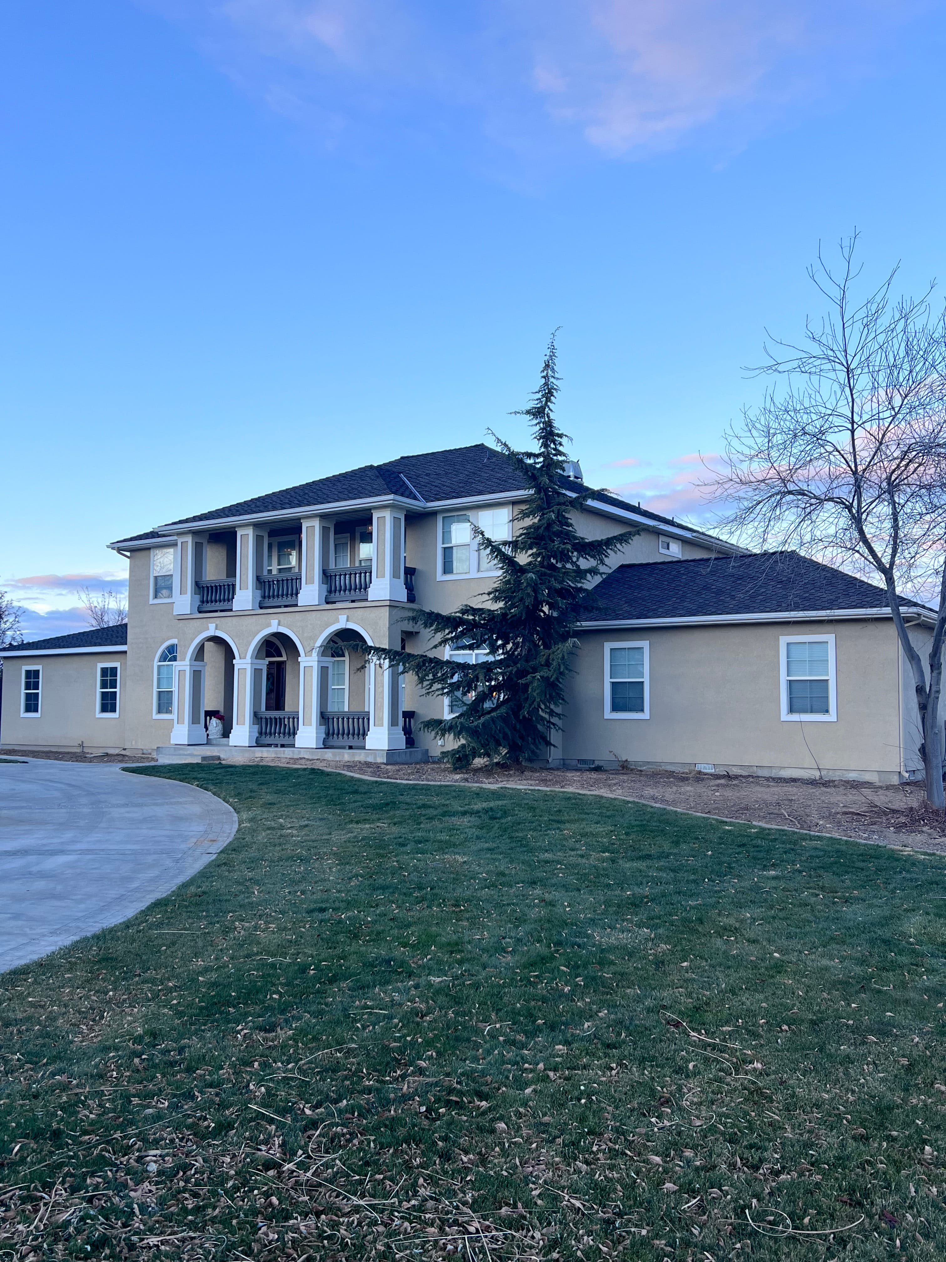 Project Elegant Roof Upgrade with Autumn Blend Presidential Shingles image