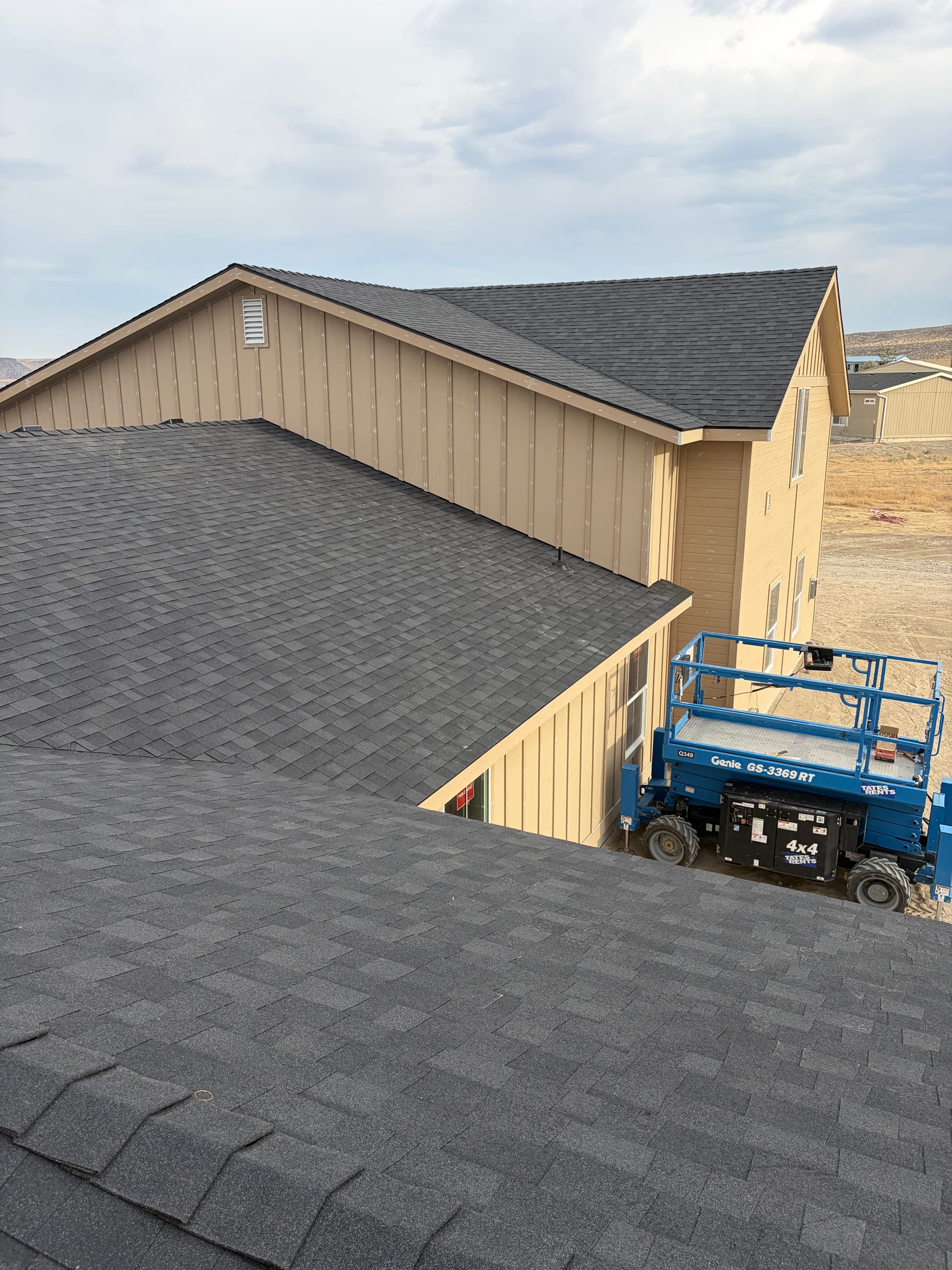 Gallery photos for Owens Corning Duration Shingle Roof on a Custom Home Near Murphy: Image #2