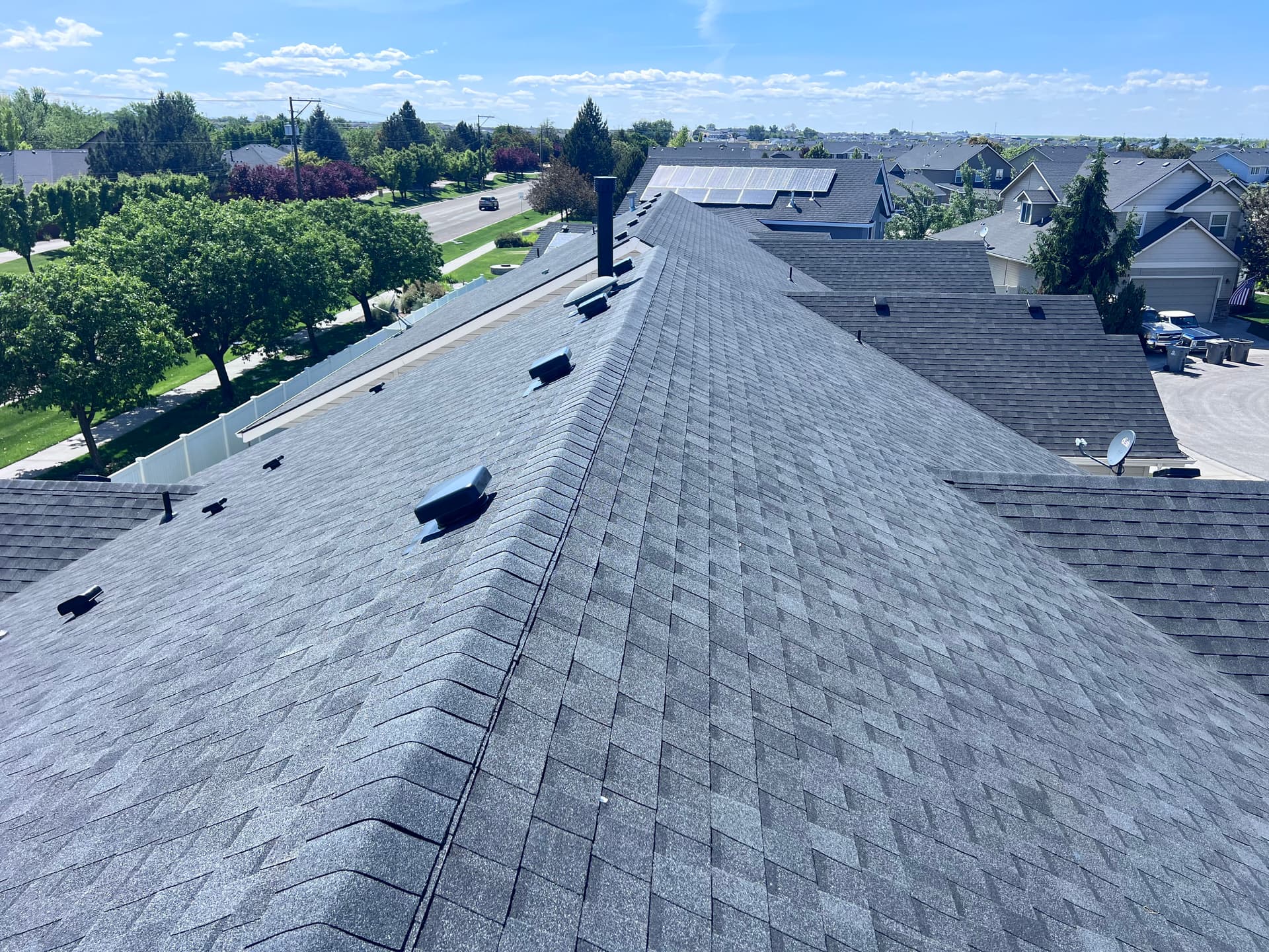 Gallery photos for Full Roof Replacement with Atlas Pinnacle Pristine Shingles in Nampa: Image #2