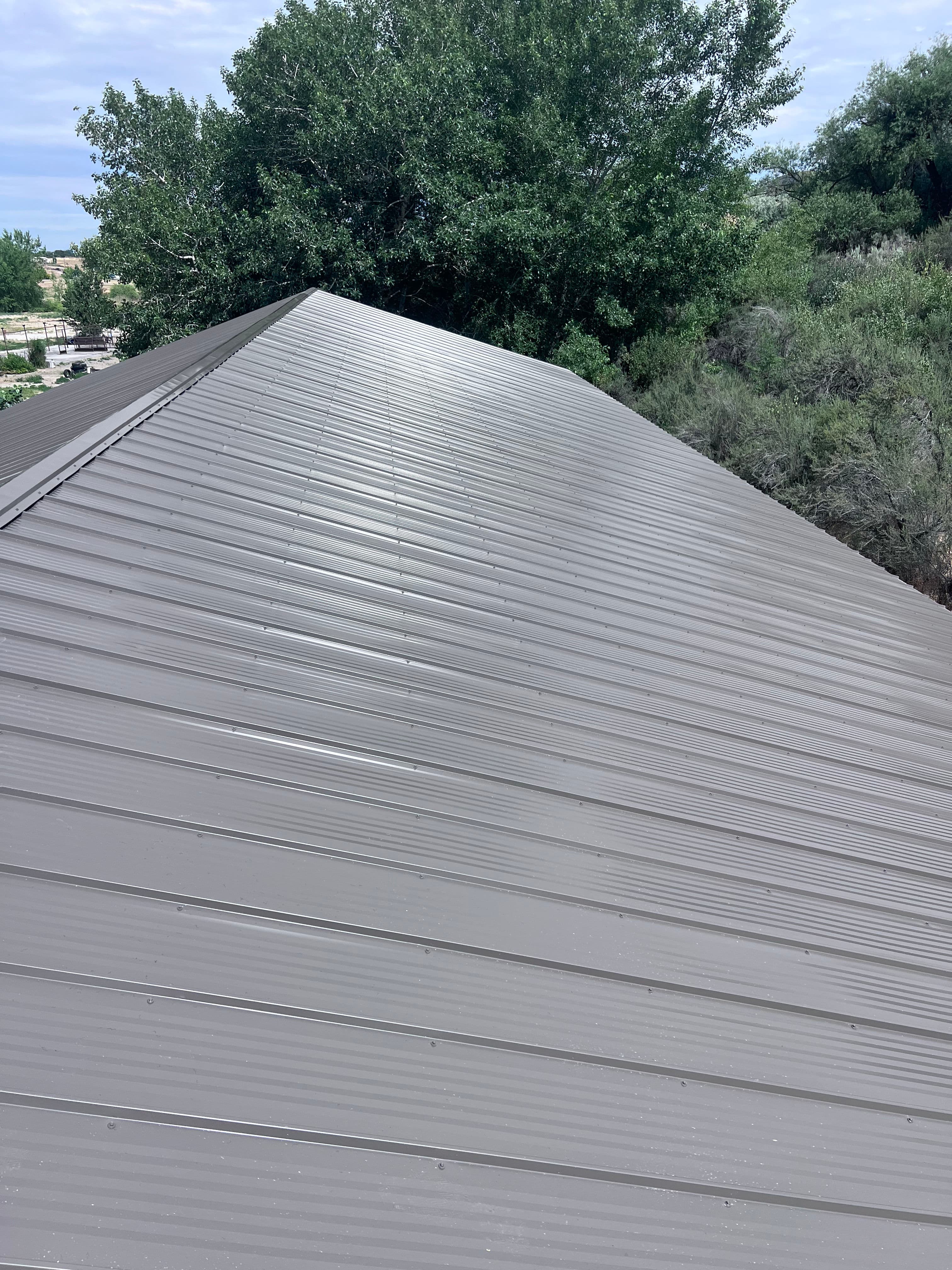 Project Big Shop Gets a Sharp Metal Roof Near New Plymouth image