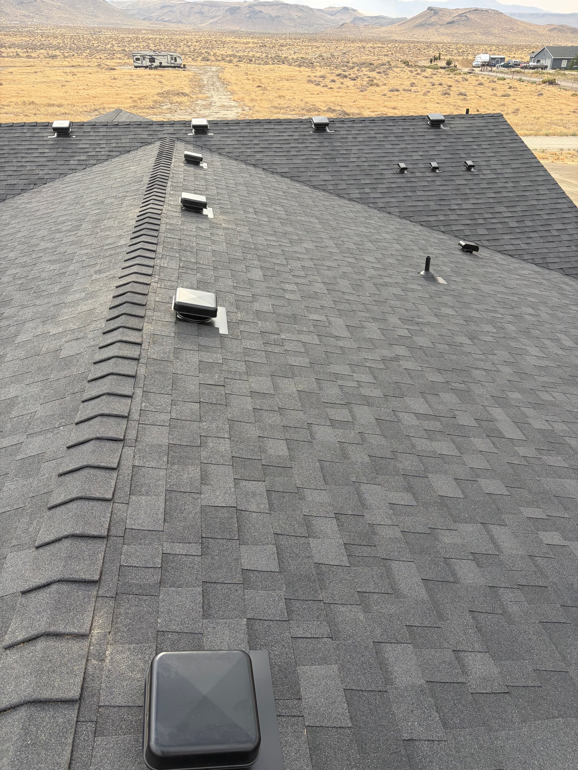 Gallery photos for Owens Corning Duration Shingle Roof on a Custom Home Near Murphy: Image #6